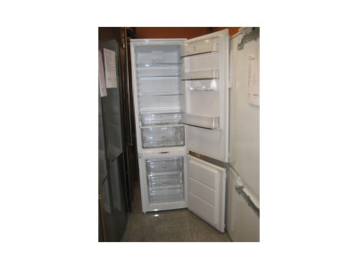 Įmontuojamas šaldytuvas Electrolux ENN3153AOW (Naudotas)