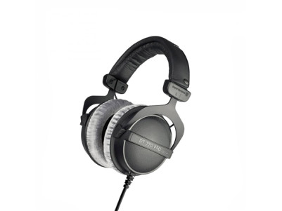 Beyerdynamic | Studio headphones | DT 770 PRO | Wired | On-Ear | Black