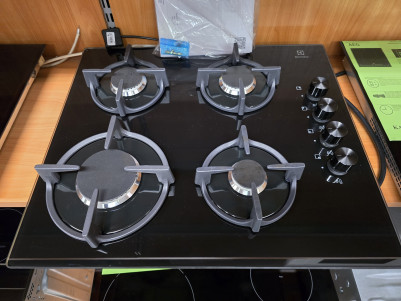 Dujinė kaitlentė Electrolux KGG6407K (Naudota)