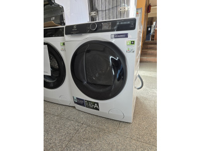 Skalbimo mašina Electrolux EW9F7607WCE (Naudota)