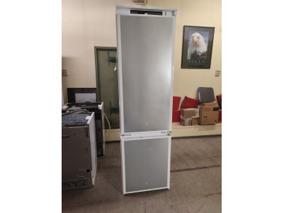 Įmontuojamas šaldytuvas Electrolux LNS8FF19S (Naudotas)