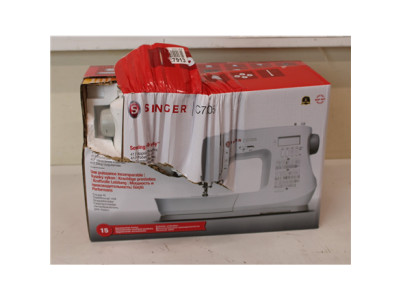 SALE OUT. Singer C7205 Computerised Sewing Machine, White | Singer Sewing Machine | C7205 | Number of stitches 200 | Number of b