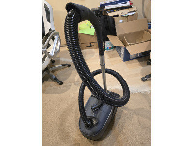 Dulkių siurblys Electrolux EB61C4DB (Naudotas)