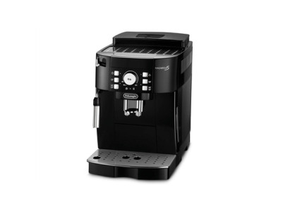 Delonghi | Coffee Maker | Magnifica S | Pump pressure 14 bar | Built-in milk frother | Fully automatic | Black | 1450 W