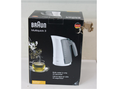 SALE OUT. Braun Kettle | WK 300 | Standard | 2200 W | 1.7 L | Plastic | 360 rotational base | White | DAMAGED PACKAGING