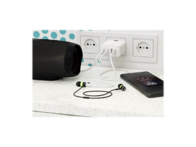Goobay 44962 30 W USB-A Multiport Charger, White
