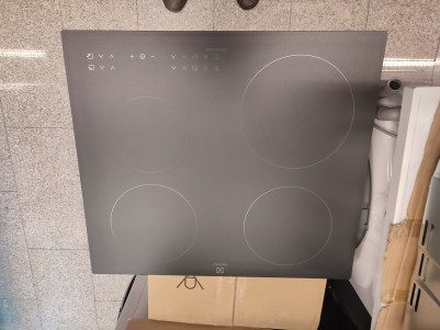 Indukcinė kaitlentė Electrolux EIT60433CT (Naudota)